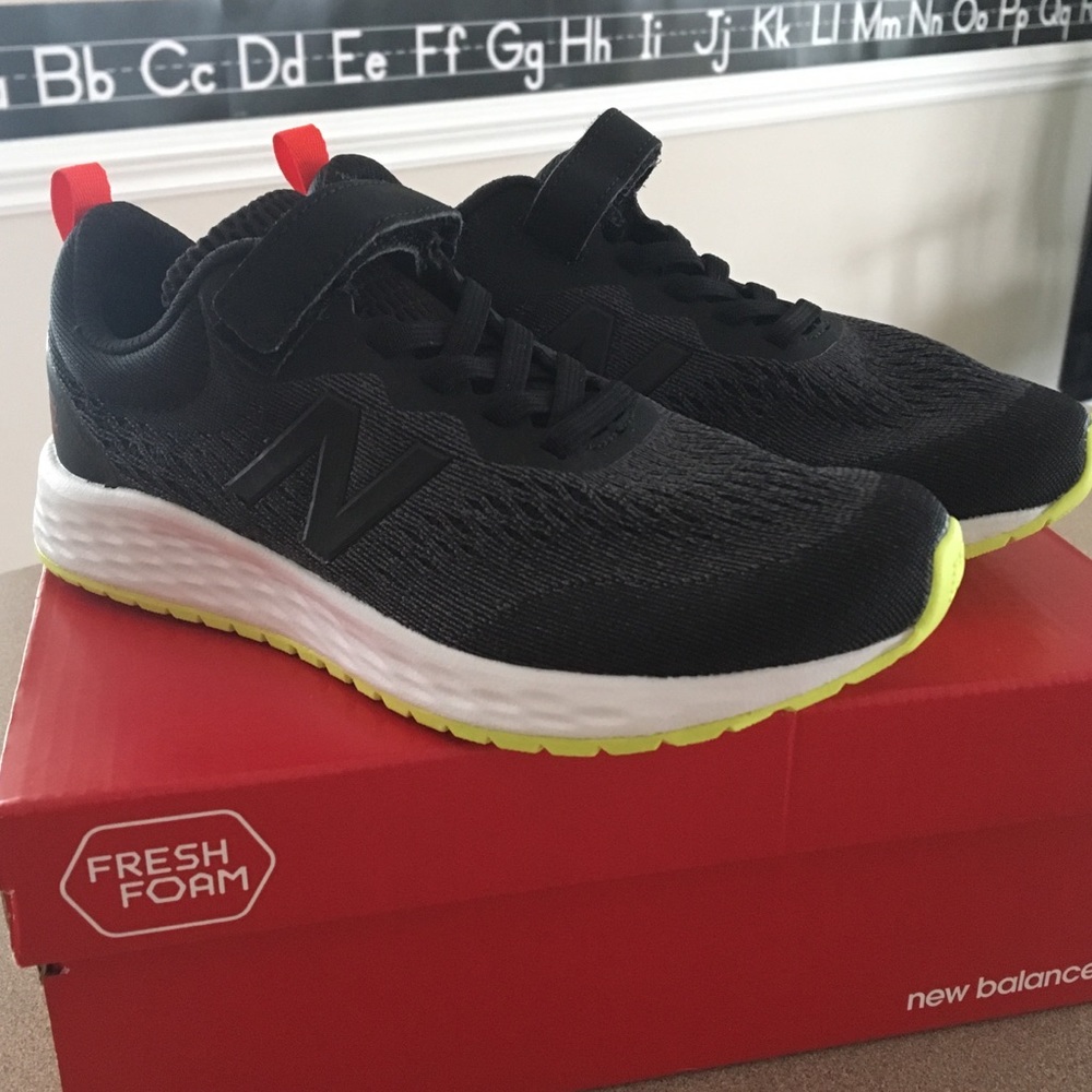 Little Boys New Balance Fresh Foam Size 13M